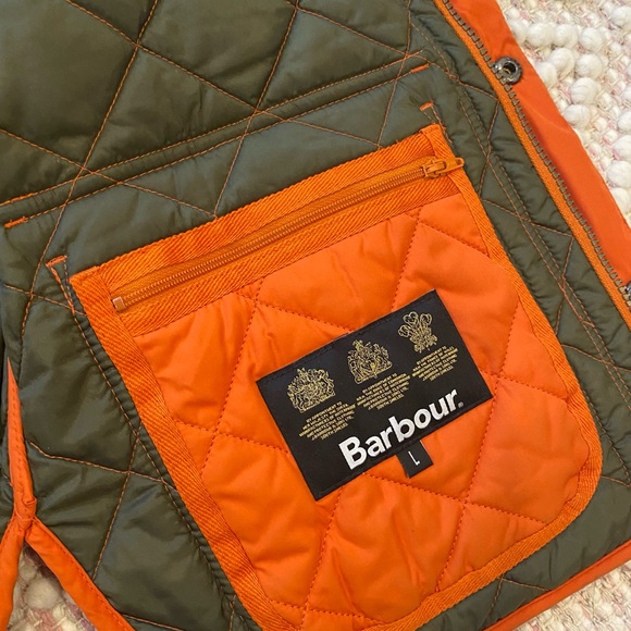 Barbour Men's Quilted Orange Vest - Picture 4 of 5